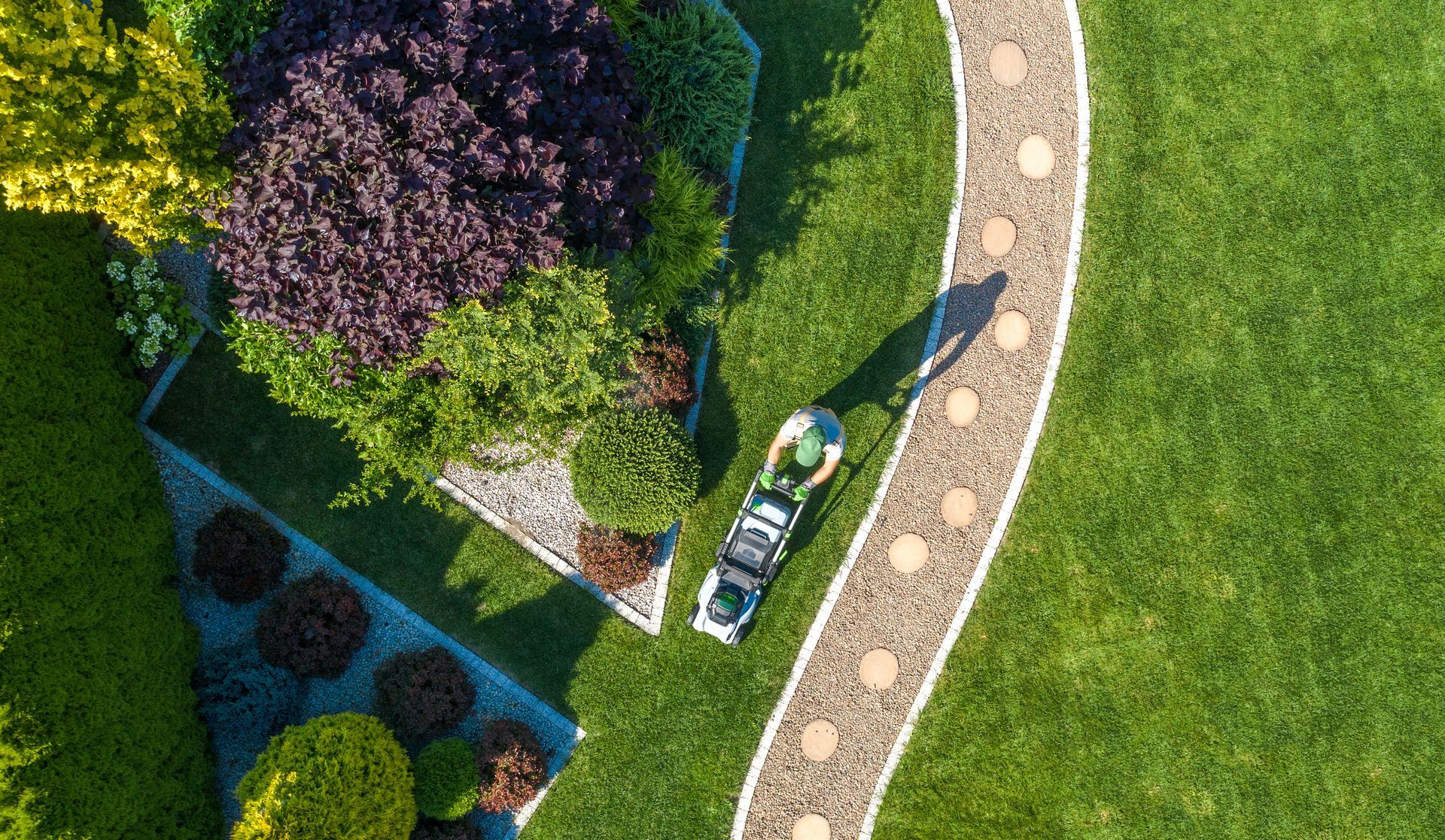 Entretien des espaces verts à Genay : conservez un jardin sain et bien entretenu